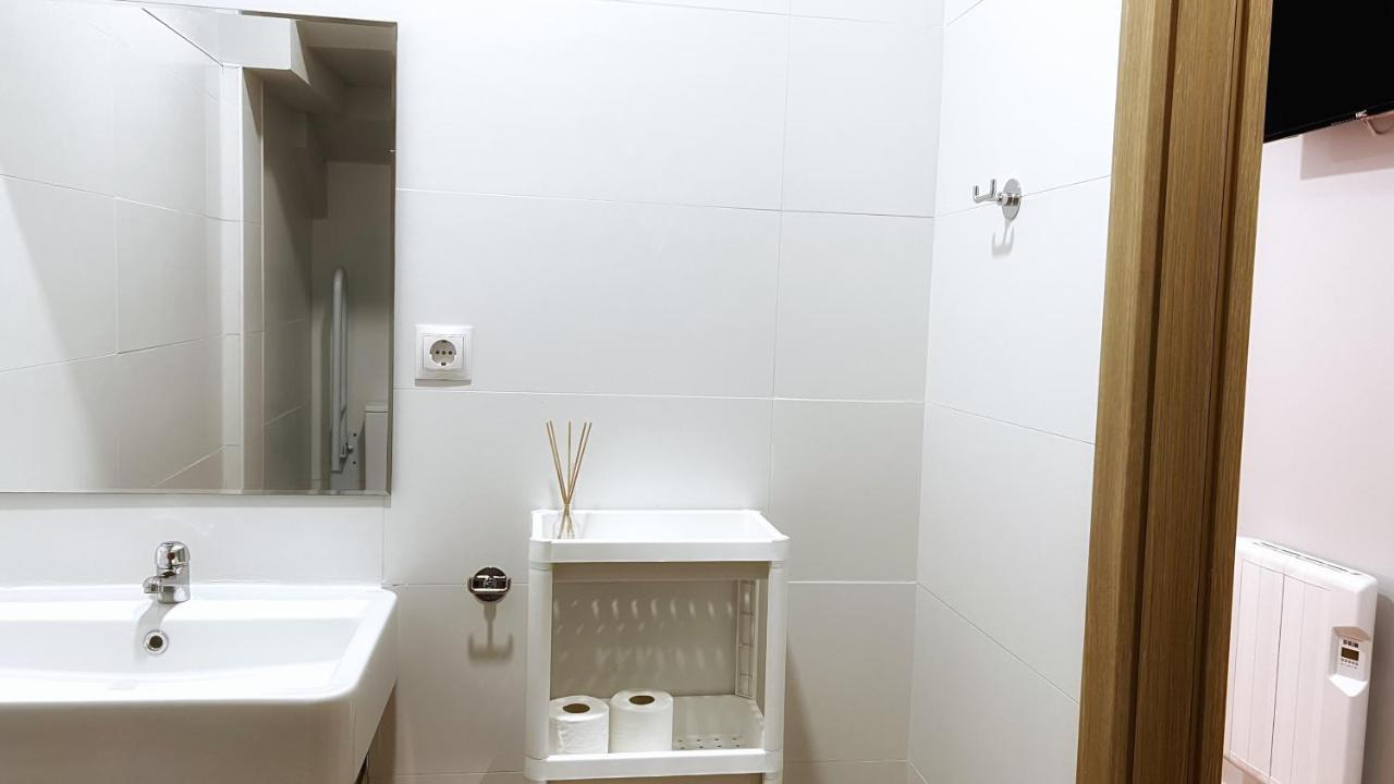 Iturriaga Ostatua Self Check In Hotel Bilbao Kültér fotó